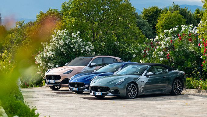 Maserati_GranCabrio_490_GranTurismo_Trofeo_Grecale