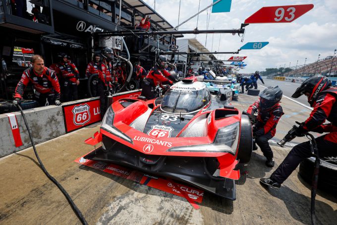 IMSA WeatherTech SportsCar Championship-Watkins Glen International Nr93 Acura Meyer Shank Racing w/Curb Agajanian, Acura ARX-06, GTP Renger van der Zande, Nick Yelloly foto 112