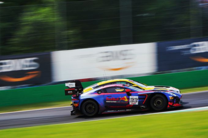 GT World Challenge powered by AWS Monza Foto 18