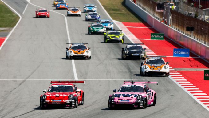 Porsche Mobil 1 Supercup op het Circuit de Catalunya Foto 8