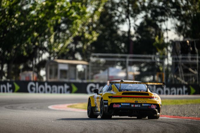 Jaap van Lagen circuit van Barcelona Porsche Supercup 2025 Foto 3