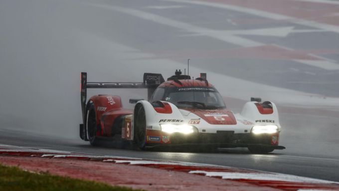 FIA World Endurance Championship-seizoen 2025 Circuit of The Americas “Lone Star Le Mans” in Austin, Texas USA - Porsche Penske Motorsport, ‘Manthey 1st Phorm’ en Iron Dames Foto 9