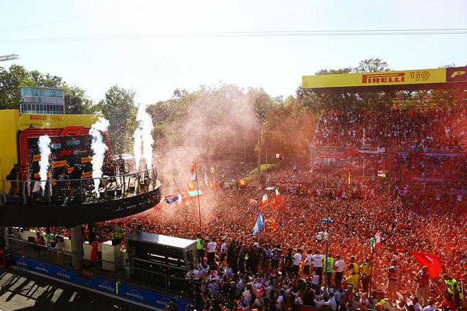 Jubileum in Monza 75e keer F1-race Foto 11 Tifosi