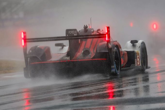 FIA World Endurance Championship-seizoen 2025 Circuit of The Americas “Lone Star Le Mans” in Austin, Texas USA - Porsche Penske Motorsport, ‘Manthey 1st Phorm’ en Iron Dames Foto 31