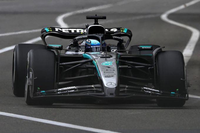 Mercedes versus Ferrari in GP van Azerbeidzjan – Bakoe Foto 2 George Russell