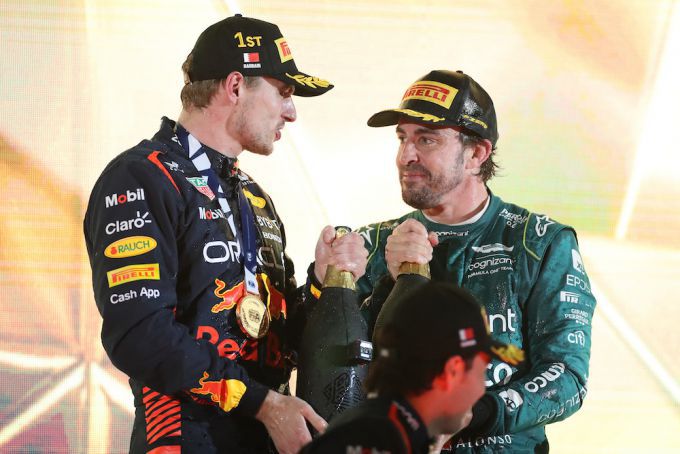 Max_Verstappen_en_Fernando_Alonso