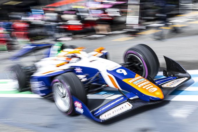 PREMA pakt dubbele puntenfinish in Baku Feature Race