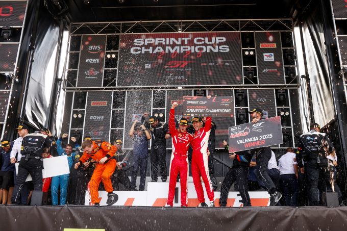 GT World Challenge powered by AWS Sprint Cup 2025 Valencia Foto 1