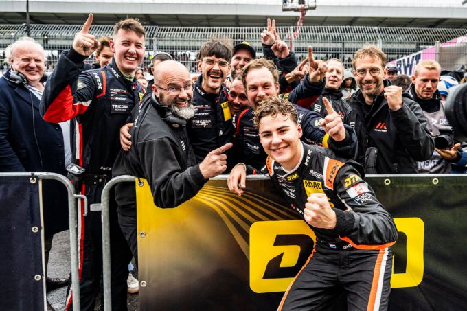 Morris Schuring raceseizoen 2025 met Porsche Foto 1