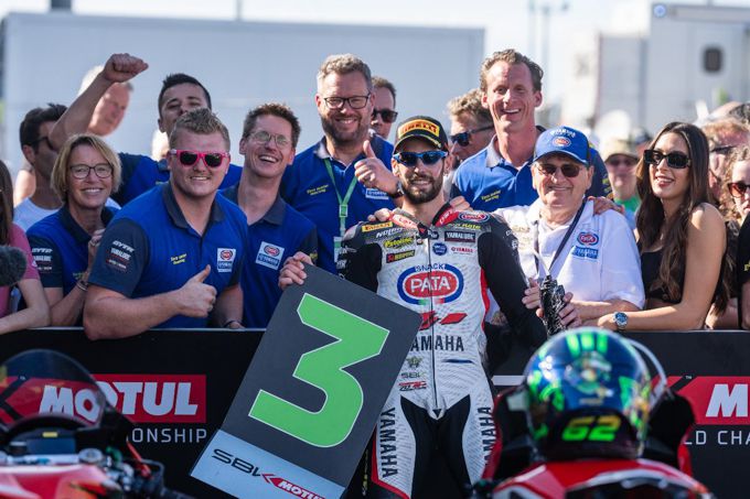 Pata Yamaha Ten Kate Racin