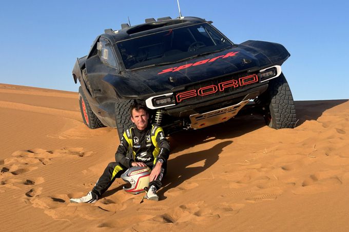 Romain Dumas gaat de Dakar aan in de Ford Raptor T1+