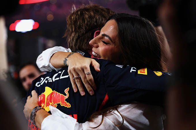 Max_Verstappen_Abu_Dhabi kwali