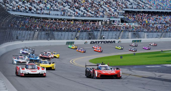 Roar Before the Rolex 24 IMSA WeatherTech SportsCar Championship vrijdag 16 januari tot en met zondag 18 januari 2026 Foto 1