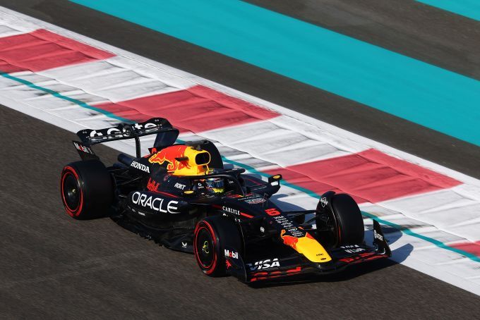 Isack Hadjar Red Bull F1 debuut en de Dakar Ford Raptor T1+ Foto 2