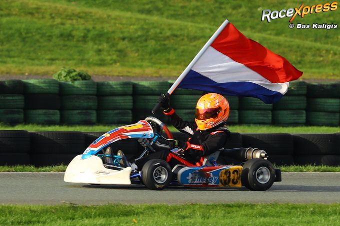 Max van den Heuvel gehuldigd voor kampioenschap NXT GP