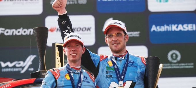 Hyundai i20 N Rally1 Thierry Neuville en Martijn Wydaeghe Foto 1: Motorsport Hyundai