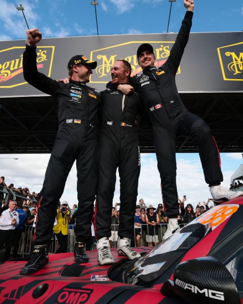 Bathurst 12 Hour winnaars Maro Engel, Mikael Grenier en Maxime Martin Mercedes/AMG