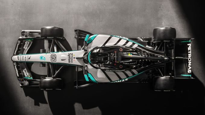 Mercedes-AMG Petronas F1 2026 Mercedes-AMG F1 W17 E PERFORMANCE foto 4