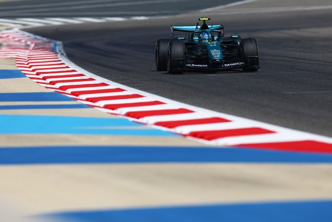 Fernando_Alonso_Aston_Martin_F1_Team_AMR26_Honda test days Bahrain