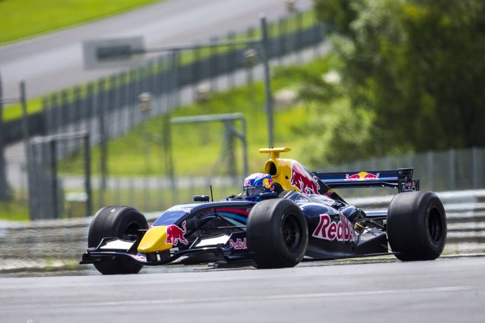 Lindsey Vonn Red Bull car