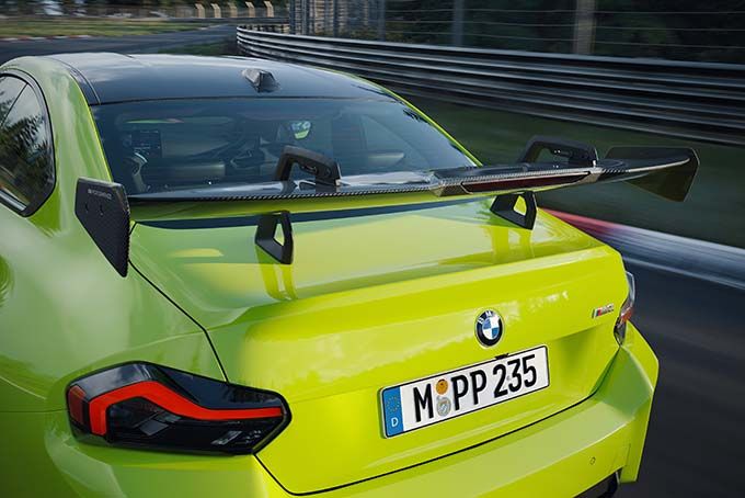 bmw-m2-with-m-performance