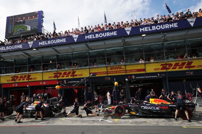 Max Verstappen F1 Red Bull pits Melbourne