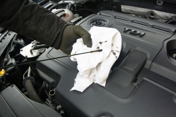 Wanneer is het olieverbruik bij sportieve auto’s normaal en wanneer moet je ingrijpen