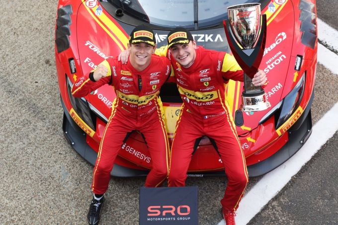 GT World Challenge Europe powered by AWS Sprint Cup op Brands Hatch