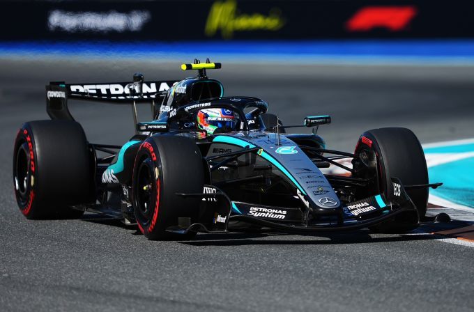 Kimi Antonelli F1 Merceddes-AMG actie