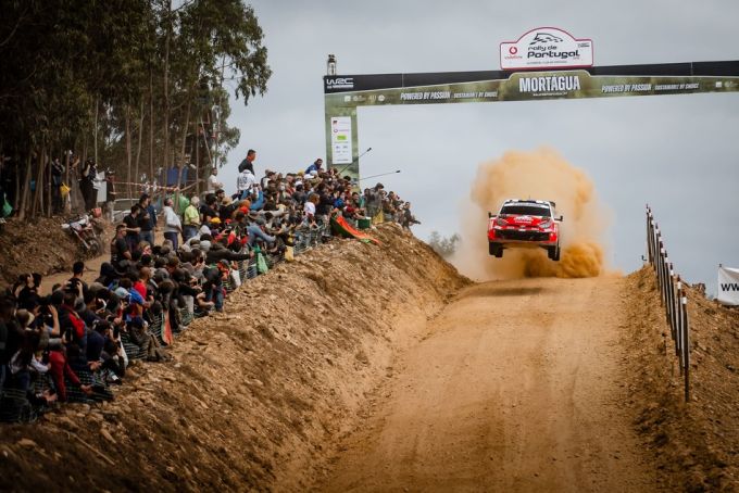 Vodafone Rally de Portugal 2026 Toyota jump