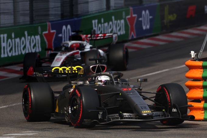 #F1