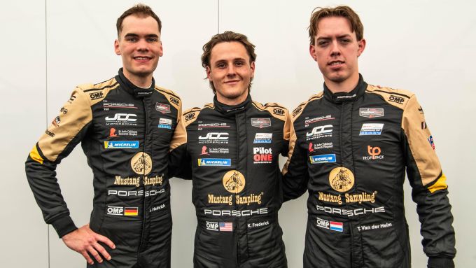 Tijmen van der Helm knokt zich op Watkins Glen naar het podium