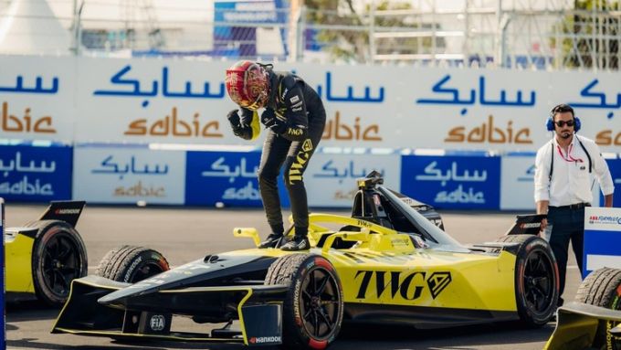 Lianxin Sanya E-Prix 2026 Porsche 99X - Andretti - Cupra Kiro - Nyck de Vries Mahindra Foto Porsche Newsroom 5