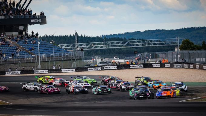 24H SERIES Michelin 12H Nürburgring foto 3