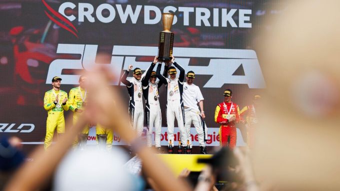 Porsche @ CrowdStrike 24 Hours Spa 2026 Foto 9