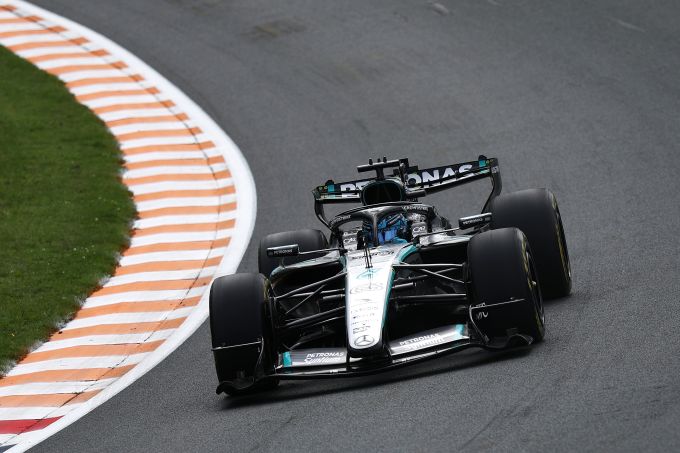 George Russell ziet kapers op de kust na sprintpole in Zandvoort: “Ferrari en McLaren zien er snel uit”