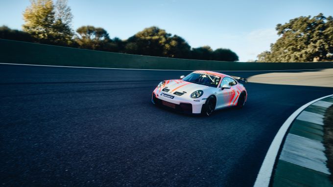 FOTO'S - Nieuwe Porsche 911 Challenge opent laagdrempelige route naar professionele klantensport vanaf 2027