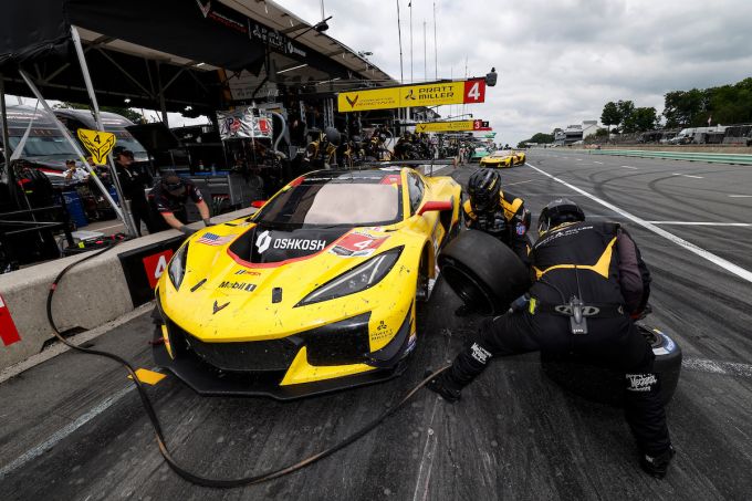 IMSA Motul SportsCar Endurance Grand Prix Road America Corvette Catsburg pitstop