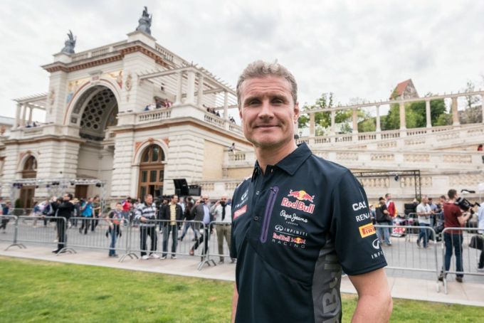 David Coulthard bood Jeremy Clarkson zijn Londense pub gratis aan