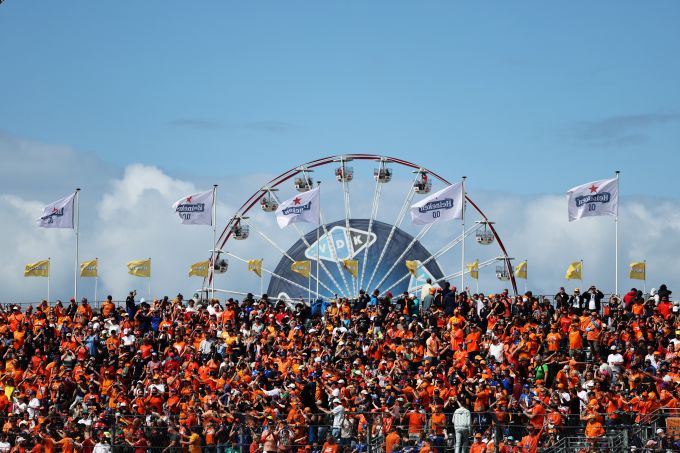 VIDEO: F1-fans van over de hele wereld bezoeken laatste Dutch Grand Prix