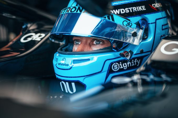 George Russell krijgt waarschuwing over toekomst bij Mercedes: "Zijn stoel staat onder druk"
