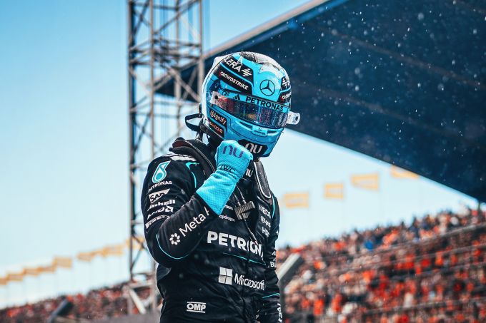 F1-insider vermoedt dat George Russell een nieuwe rol heeft gekregen binnen Mercedes
