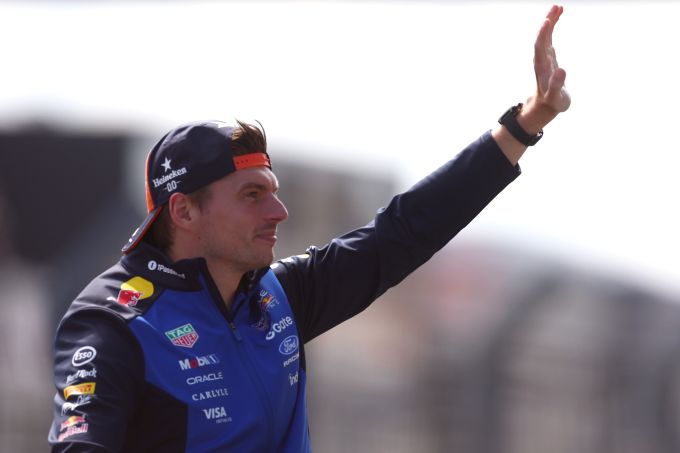 Max Verstappen geeft uitleg over harde crash tijdens laatste Dutch Grand Prix: "Ik werd verrast"