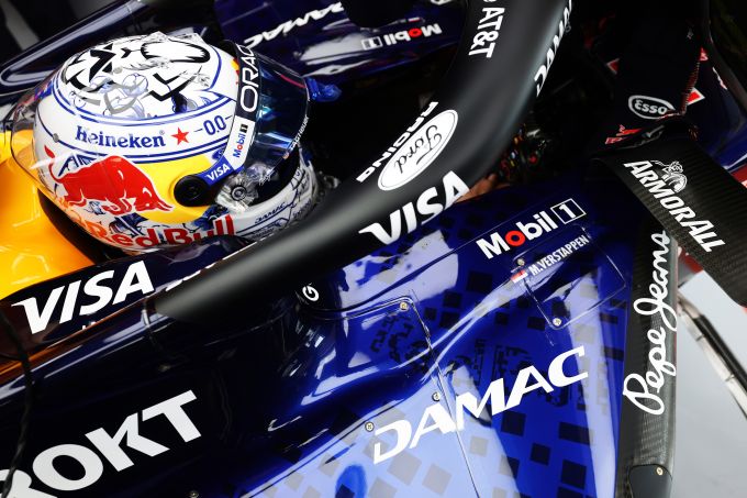 Max Verstappen stapte ongedeerd uit zijn auto: "Het was een flinke klap, maar ik heb ergere crashes meegemaakt"