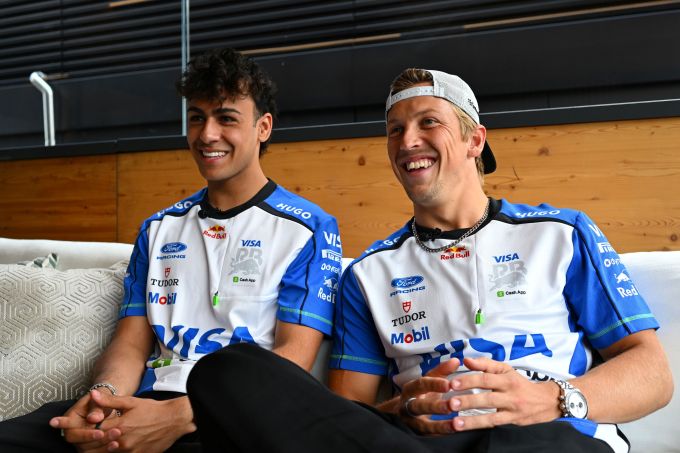 Manager Arvid Lindblad lovend over Liam Lawson: "We hadden ons geen beter scenario kunnen wensen"