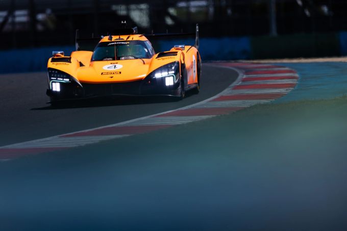 McLaren voltooit zware 30-uurs test met nieuwe MCL-HY: 'Een geweldige sfeer binnen het team'