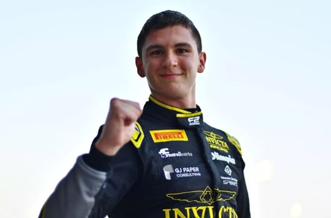 F2-kampioen Leonardo Fornaroli maakt indruk bij McLaren en mikt op F1-debuut
