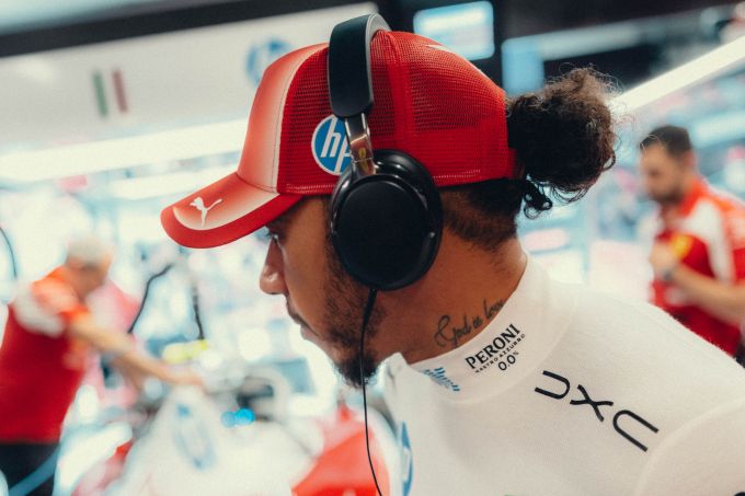Jean Alesi noemt kritiek van Lewis Hamilton op Ferrari misplaatst
