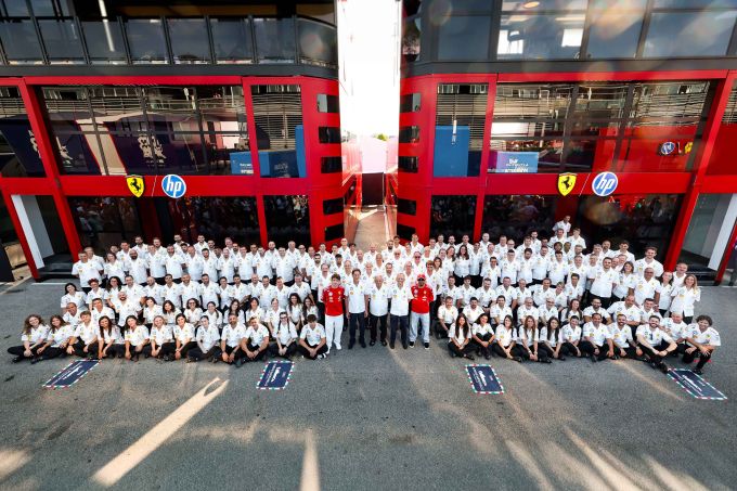 Ferrari F1 Werk aan de winkel in Maranello foto 3