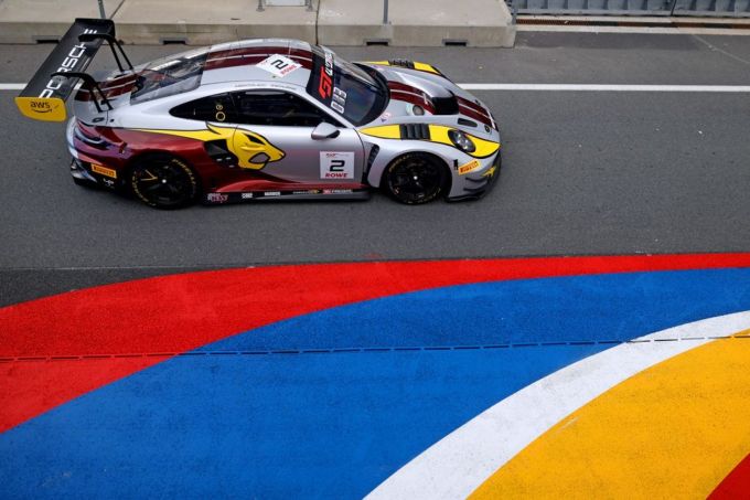 Tweede vrije GT World-training: Morris Schuring voedt thuisambities met P1; Thierry Vermeulen sterk op P3 + UITSLAG